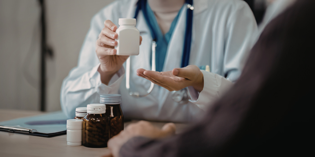 When Antibiotics Help — and When They Don’t: Adult Urgent Care Guide